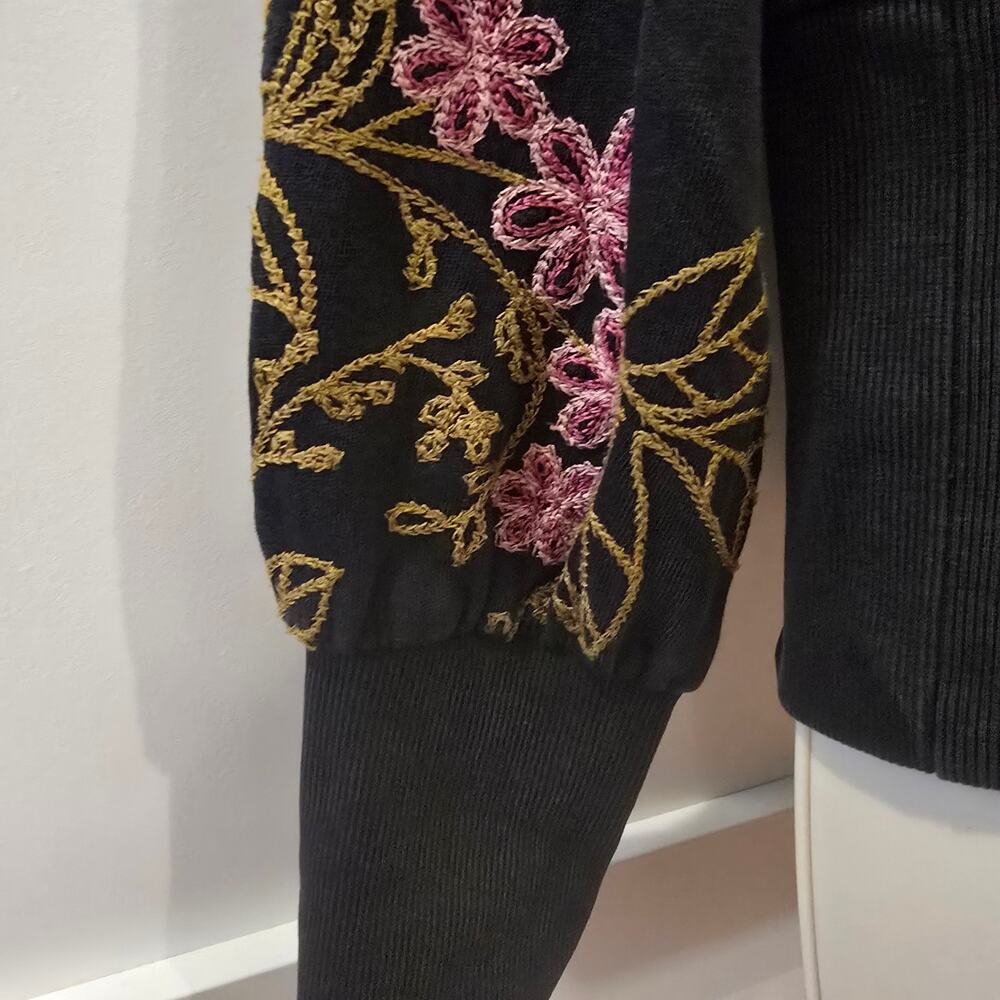 Anthropologie Embroidered Floral Sweatshirt - Picture 5 of 6